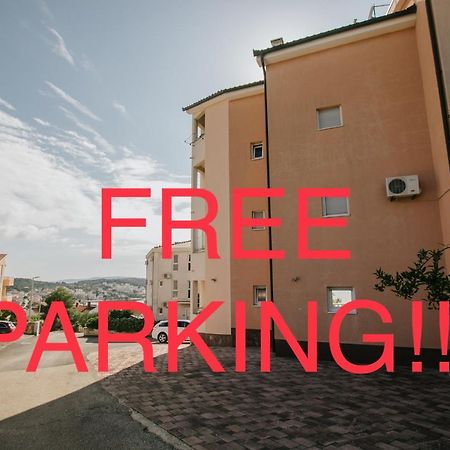 Apartman Sunny Apartment Trogir Exterior photo